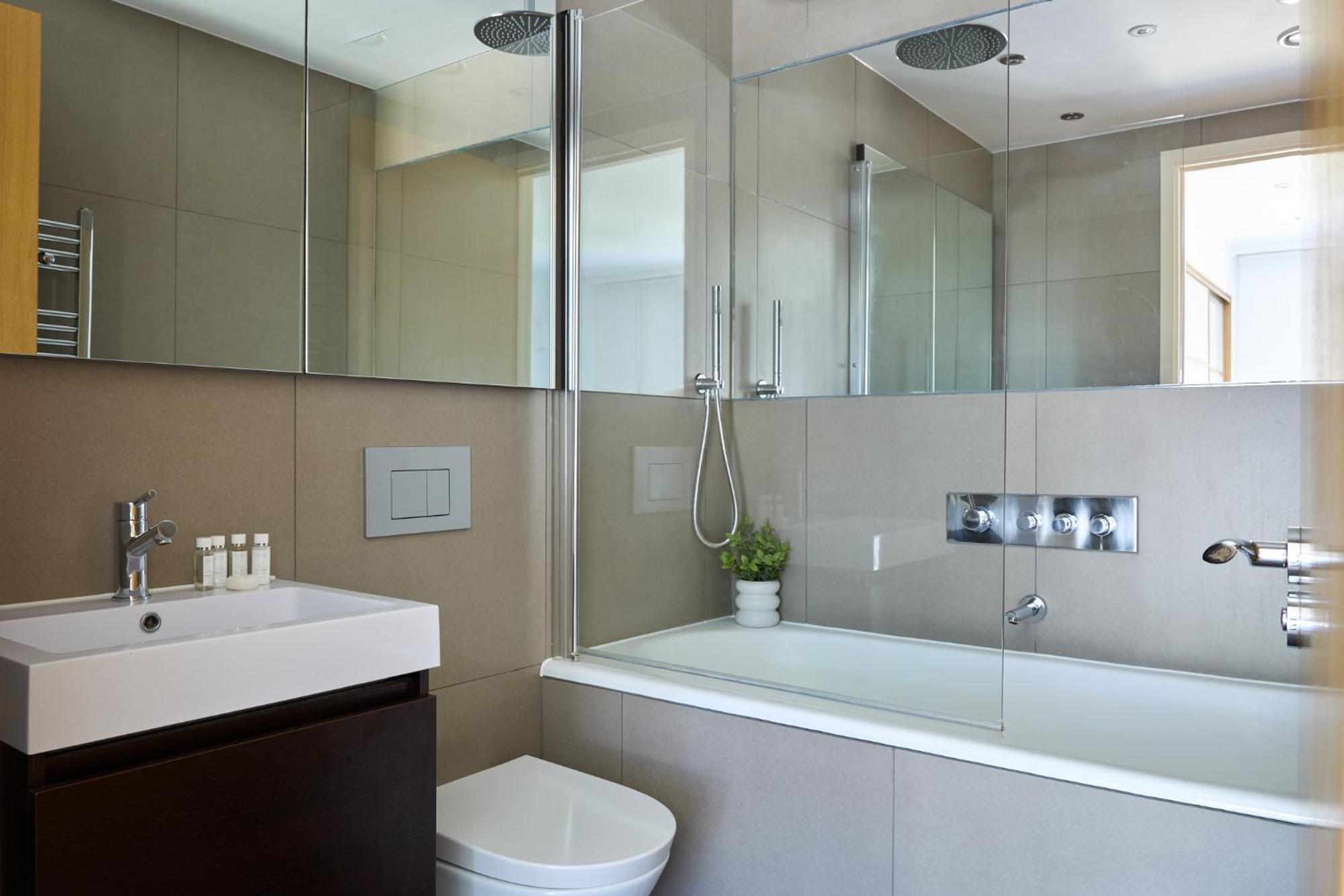 Kew Bridge By Viridian Apartments Exterior photo